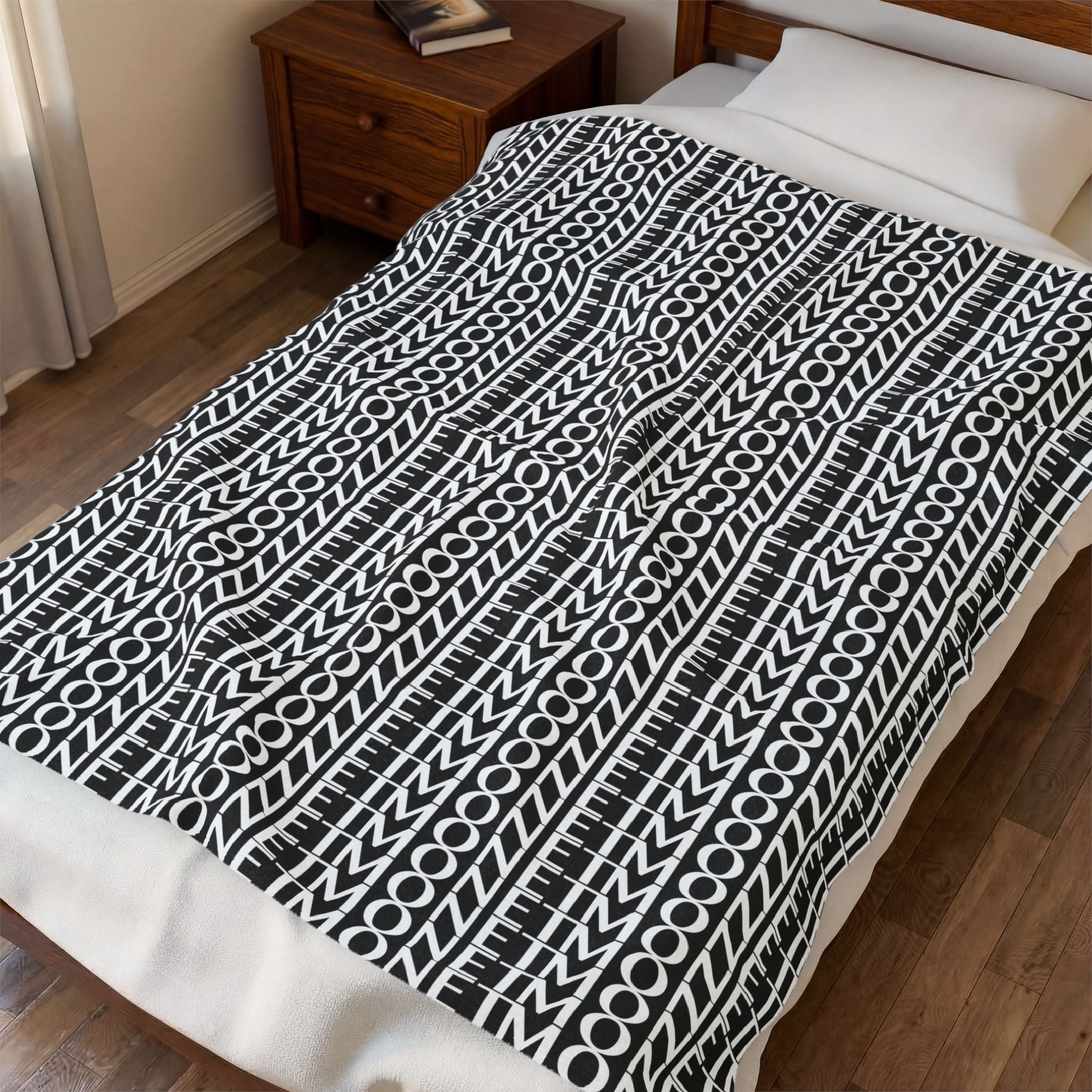 Monet Velveteen Plush Blanket – Luxe Soft Throw